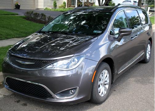 2018 Chrysler Pacifica Touring-L