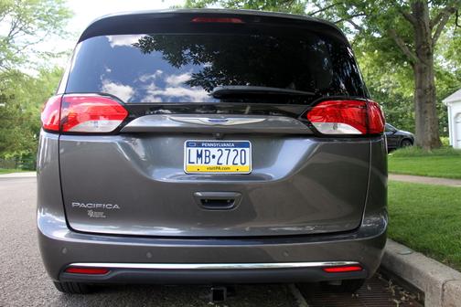 2018 Chrysler Pacifica Touring-L