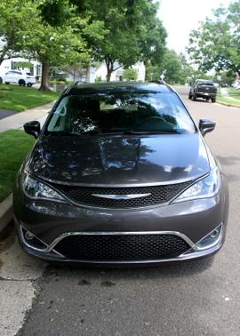 2018 Chrysler Pacifica Touring-L