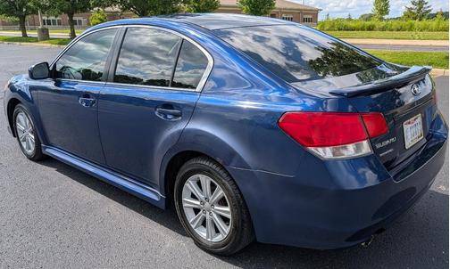 Blue 2010 Subaru Legacy 2.5 i Premium