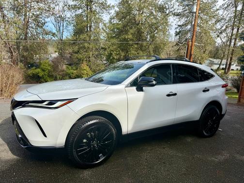 2023 Toyota Venza Nightshade