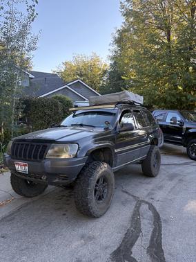 2003 Jeep Grand Cherokee Laredo