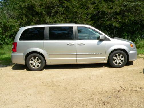 2011 Chrysler Town & Country Touring