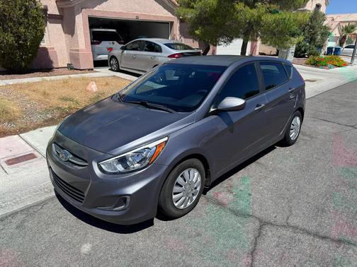 Gray 2016 Hyundai Accent SE