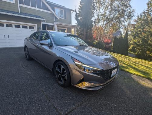 2021 Hyundai ELANTRA HEV Limited