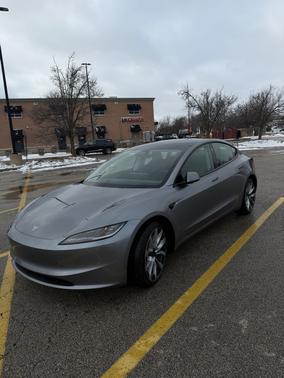 2025 Tesla Model 3 Long Range RWD