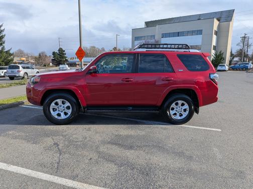 Red 2018 Toyota 4Runner SR5