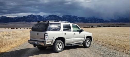 Gray 2004 Chevrolet Tahoe Z71