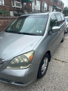 Silver 2006 Honda Odyssey EX-L