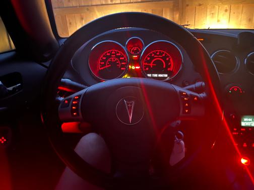 Black 2008 Pontiac Solstice GXP