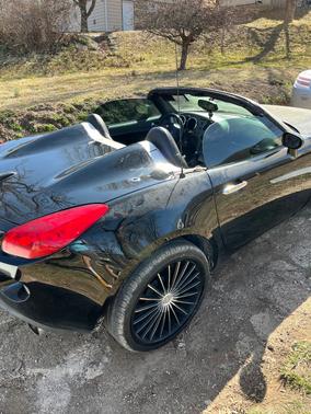 Black 2008 Pontiac Solstice GXP