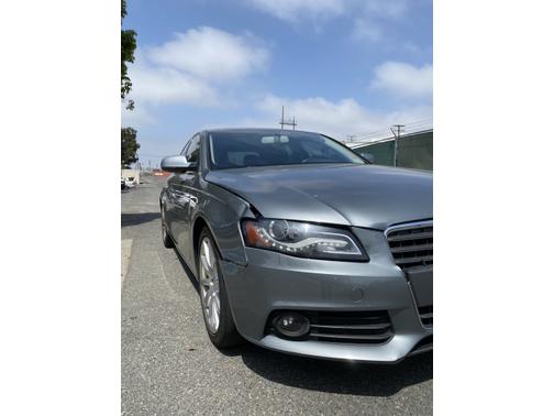 Photo 2 of 17 of 2011 Audi A4 2.0T Premium