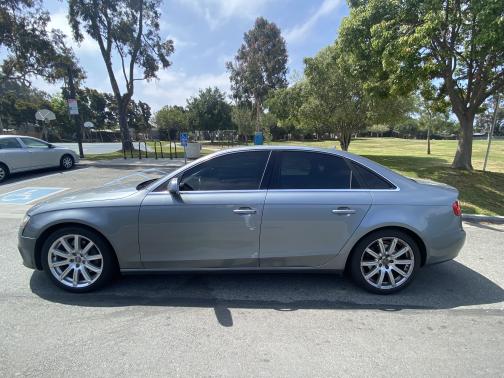 Photo 3 of 17 of 2011 Audi A4 2.0T Premium