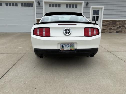 2012 Ford Mustang V6