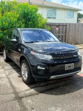 Black 2017 Land Rover Discovery Sport HSE