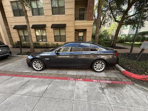 Black 2015 BMW 535 i