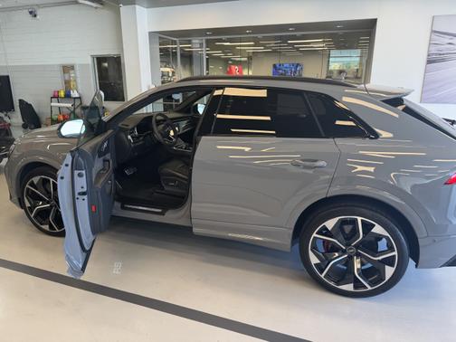 2022 Audi RS Q8 4.0T