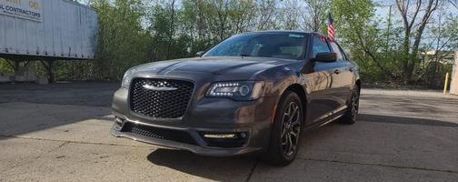 Gray 2018 Chrysler 300 S