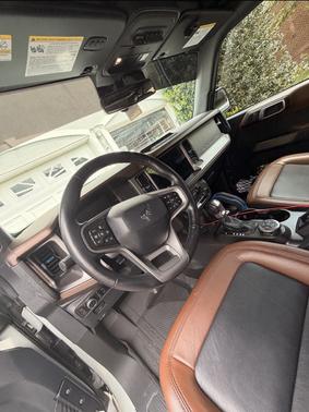 Gray 2023 Ford Bronco Outer Banks Advanced