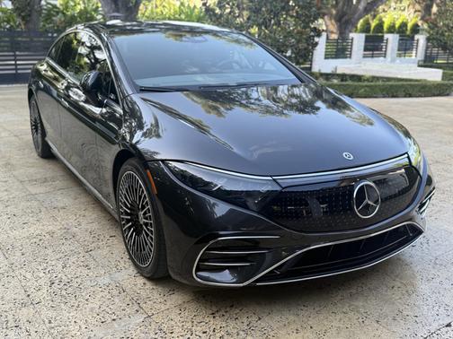Gray 2022 Mercedes-Benz EQS 450+ Base