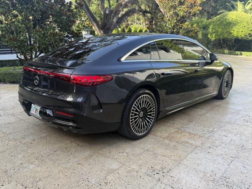 Gray 2022 Mercedes-Benz EQS 450+ Base