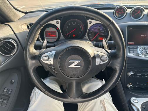 2011 Nissan 370Z Touring