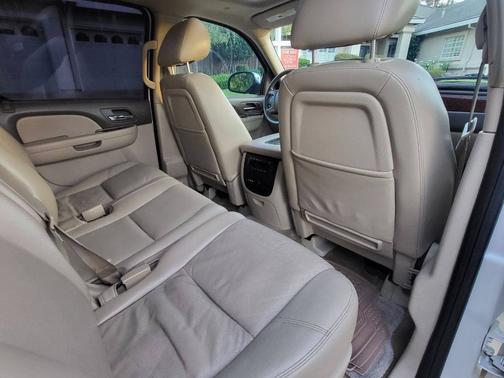 2011 Chevrolet Suburban 1500 LTZ