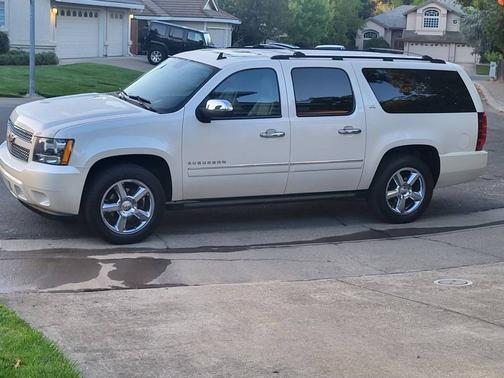 2011 Chevrolet Suburban 1500 LTZ