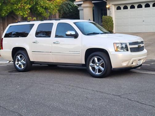 2011 Chevrolet Suburban 1500 LTZ