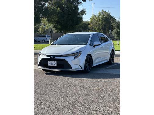 2022 Toyota Corolla Hybrid LE