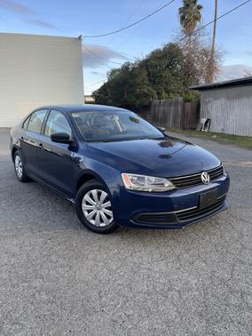 2013 Volkswagen Jetta Base