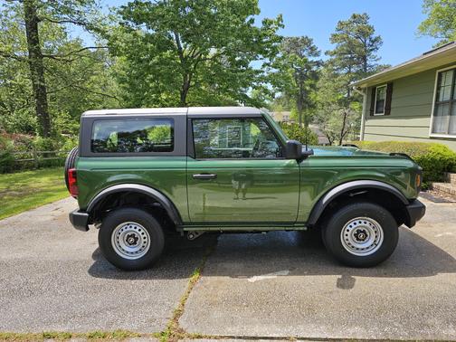 2022 Ford Bronco Base