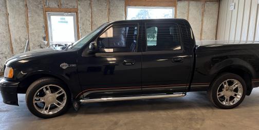 2001 Ford F-150 Harley-Davidson Crew Cab