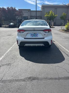 White 2020 Toyota Corolla SE