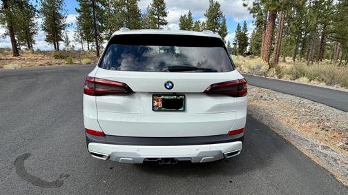 White 2022 BMW X5 xDrive40i