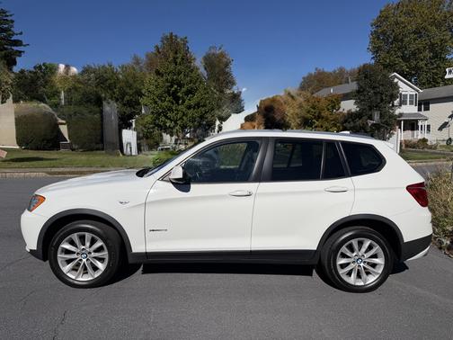 White 2014 BMW X3 xDrive28i