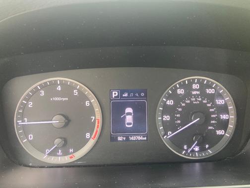 2016 Hyundai SONATA SE