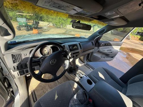 Gray 2008 Toyota Tacoma PreRunner Double Cab