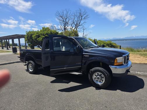 2000 Ford F-350 XLT SuperCab Super Duty