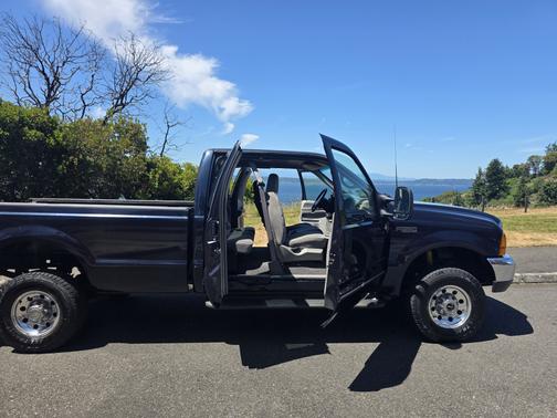 2000 Ford F-350 XLT SuperCab Super Duty