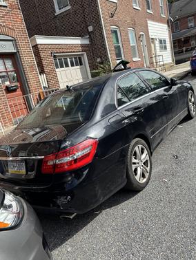 Black 2011 Mercedes-Benz E-Class E 350 4MATIC