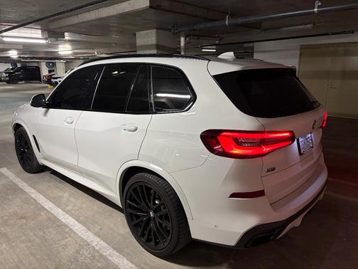 White 2021 BMW X5 M50i