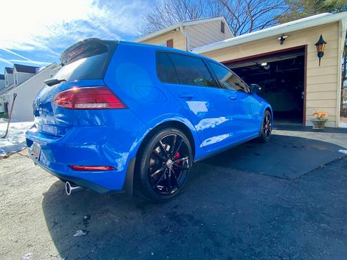 2021 Volkswagen Golf GTI 2.0T SE