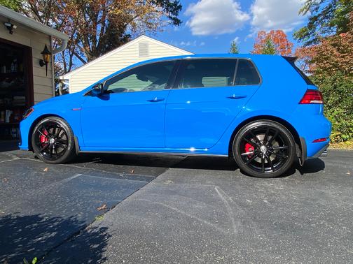 2021 Volkswagen Golf GTI 2.0T SE