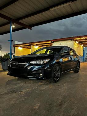 Blue 2019 Subaru Impreza 2.0i