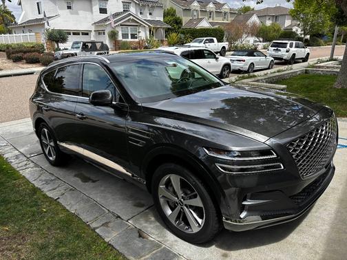 Gray 2023 Genesis GV80 2.5T