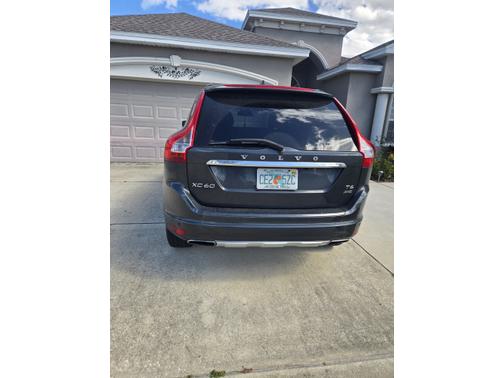 Gray 2014 Volvo XC60 T6 Premier Plus