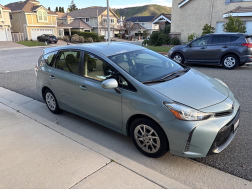 2015 Toyota Prius Two
