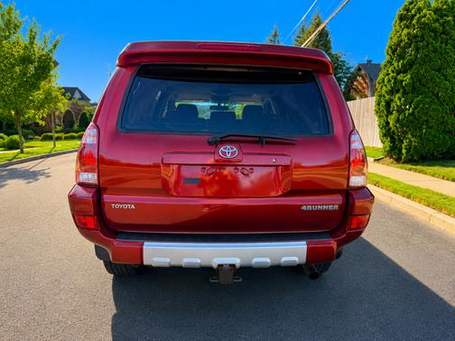 Red 2005 Toyota 4Runner Sport