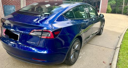 Blue 2022 Tesla Model 3 Long Range
